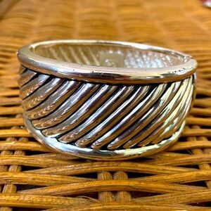 Vintage 90s Premier Designs Hinged Metal Clamper Bracelet